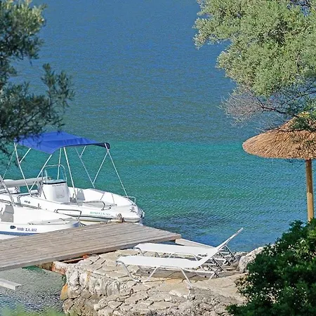 Villa Sleeps 6 Pool Air Con Wifi Syvota