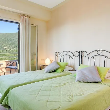 Villa Sleeps 6 Pool Air Con Wifi Syvota